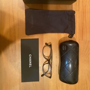 Chanel eyeglasses, all accessories included